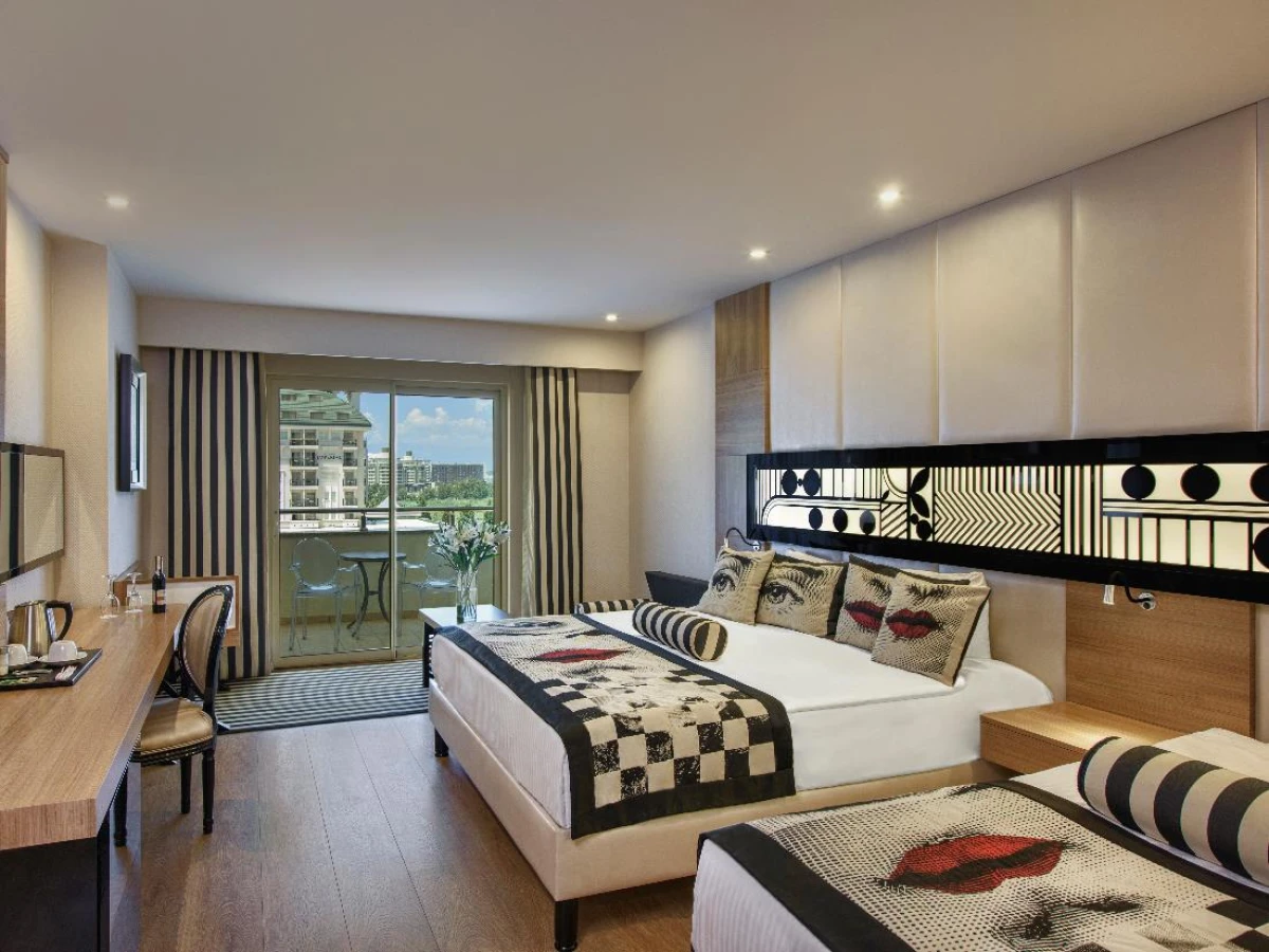 Delphin Imperial Imagine 3